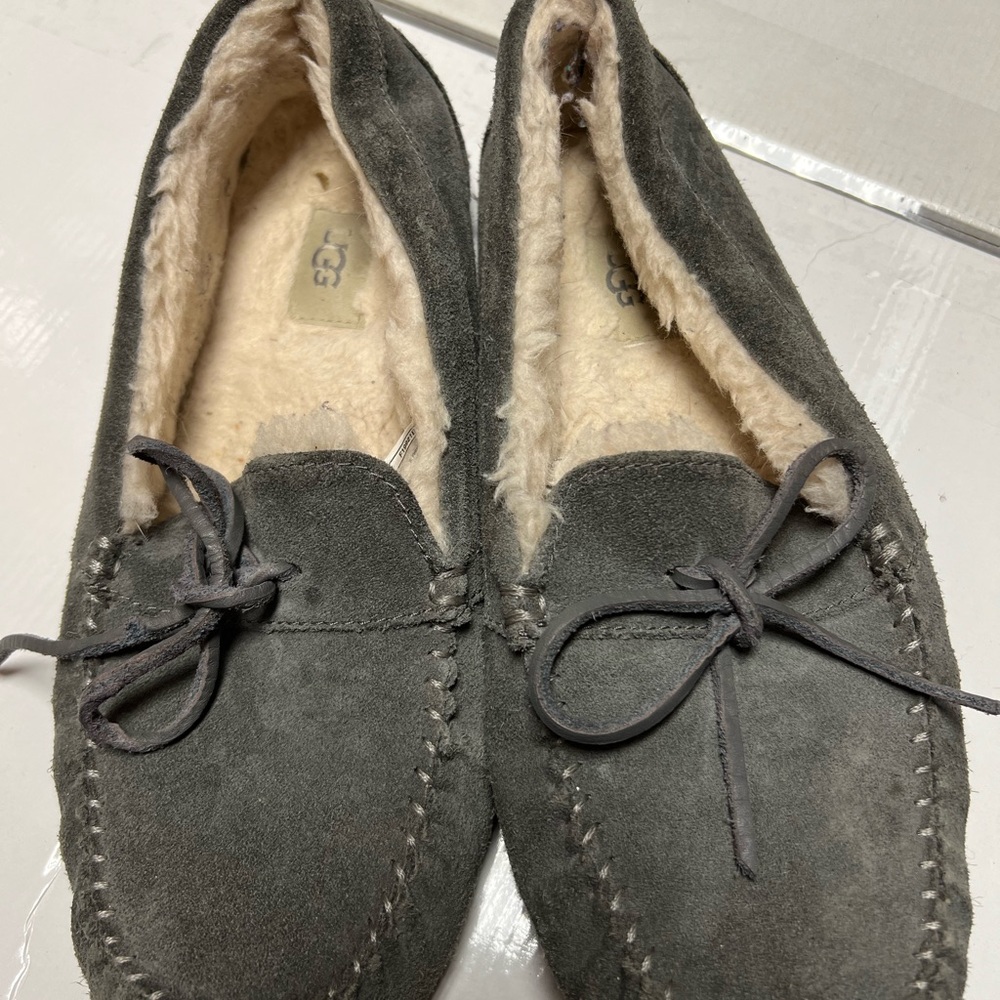 UGG womens Gray Suede Moccasin Slippers